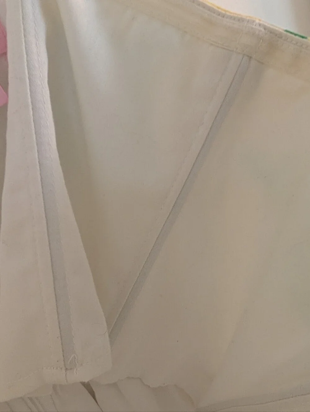 Lilly Pulitzer stains bodice wrinkle
